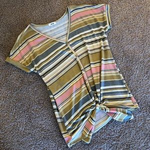 Short sleeve multi-color shirt